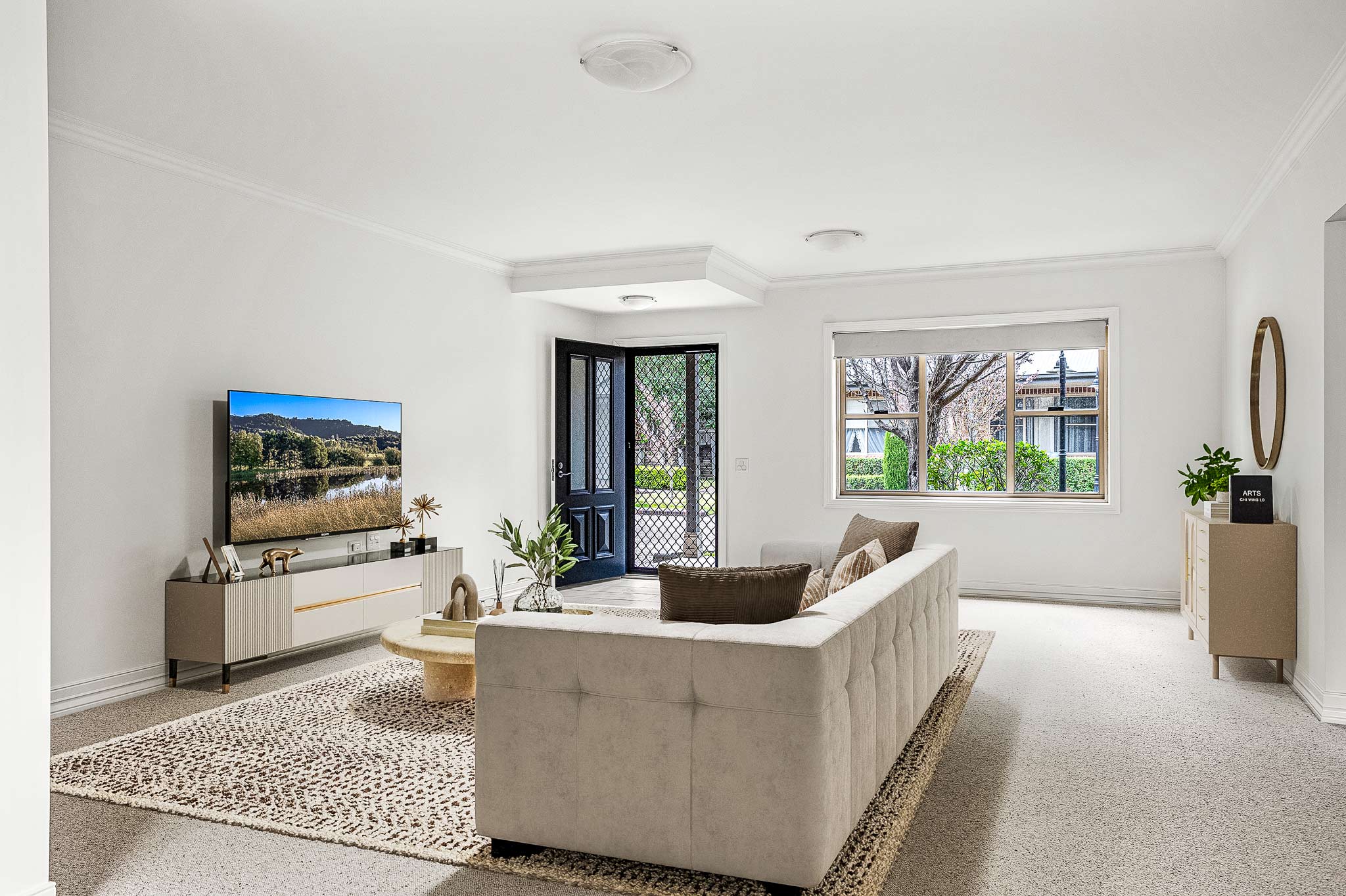 JGRIFFITHS_THE GRANGE VILLA 17 FINALS_FOR WEB 4