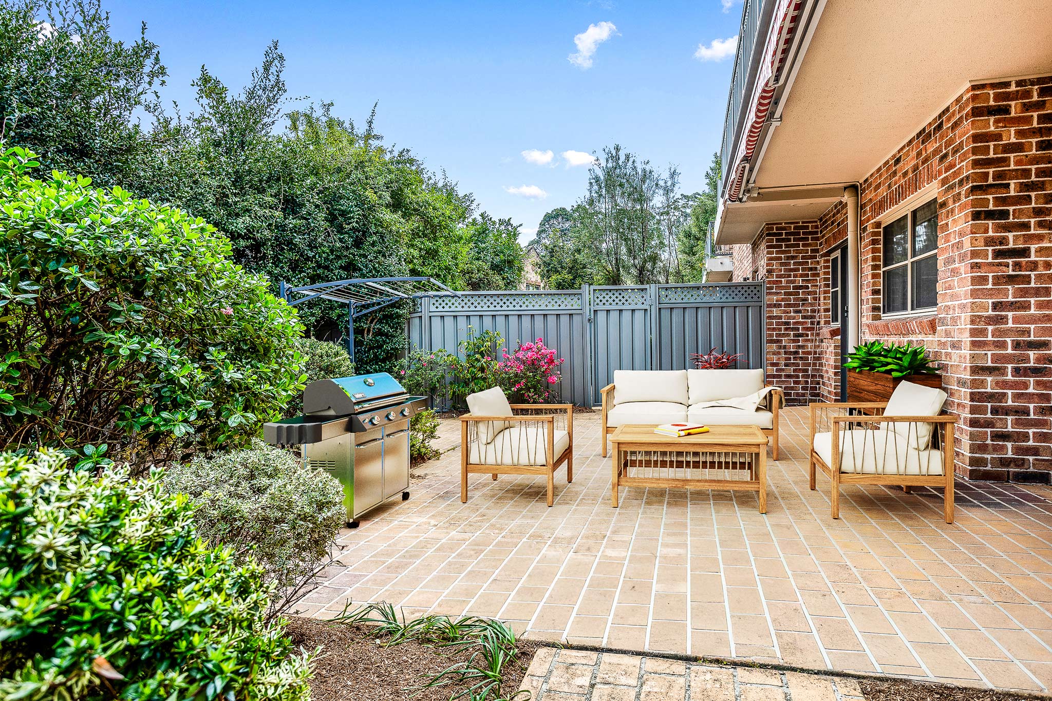 JGRIFFITHS_THE GRANGE VILLA 17 FINALS_FOR WEB 6