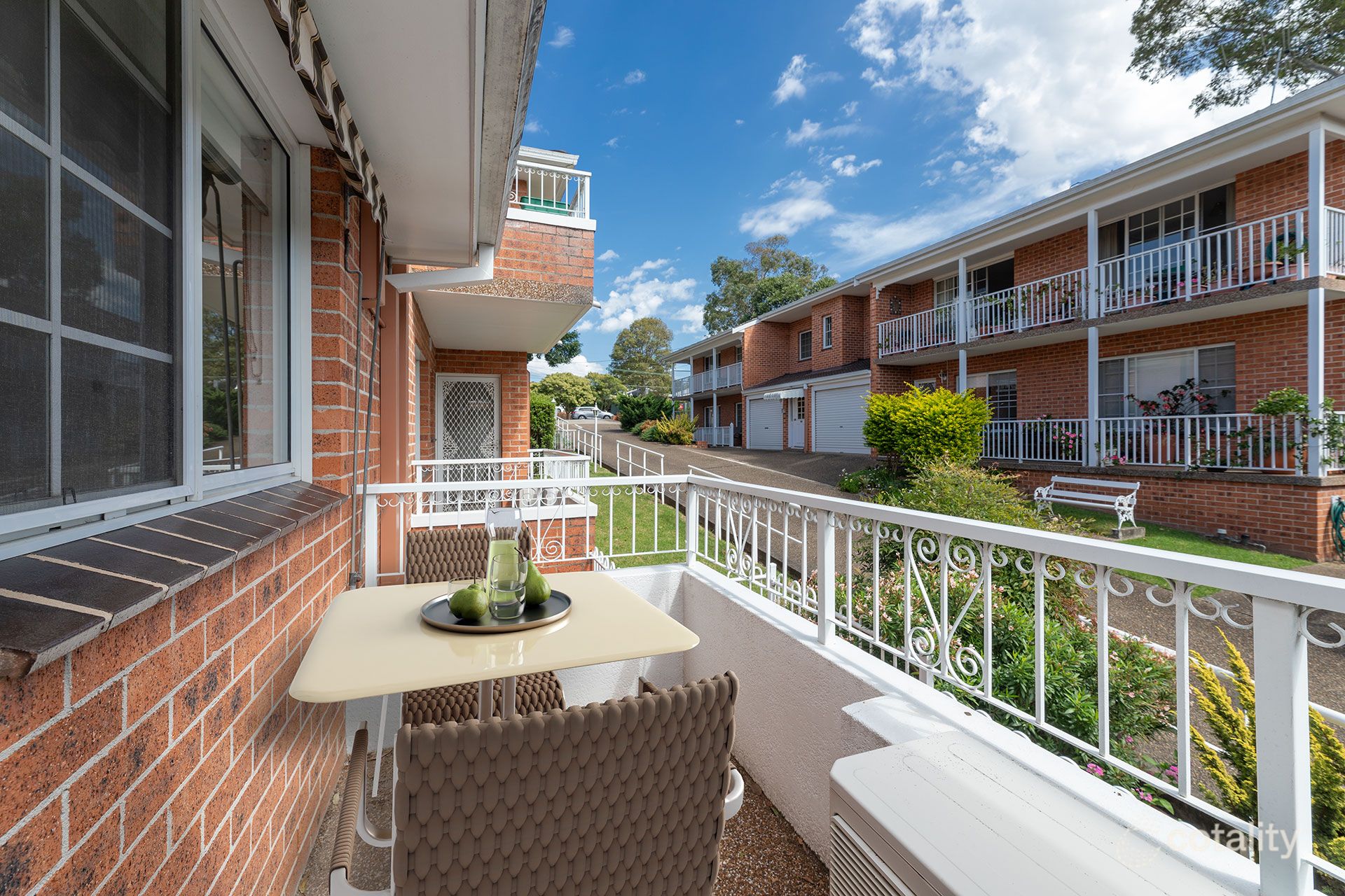 1.14 Greglea Balcony